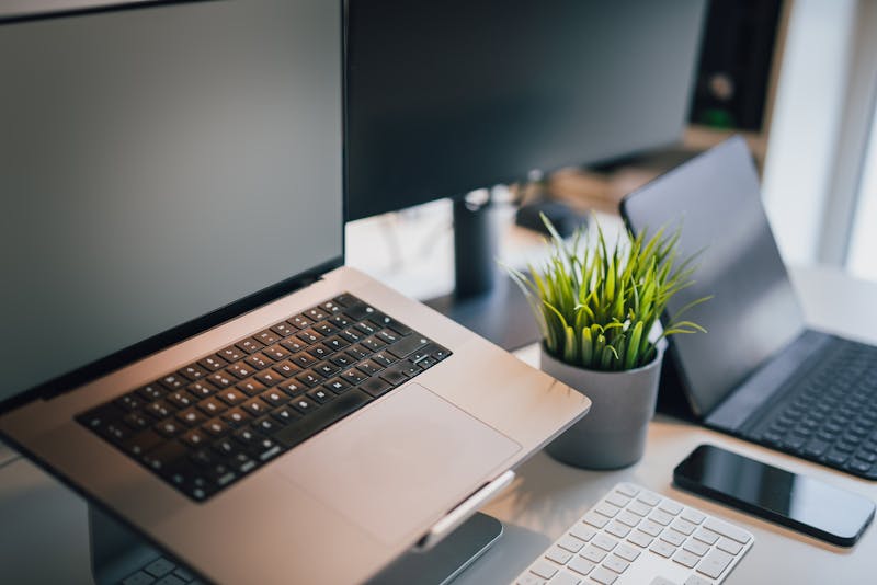 Featured image of post 中小企該不該用雲端會計軟件?Xero、QuickBooks 比較